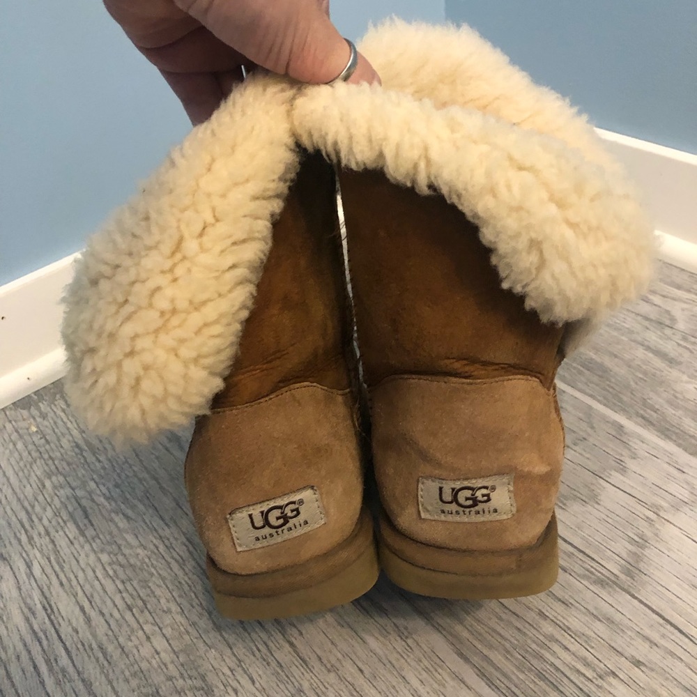 “Bailey Button” boot by Ugg